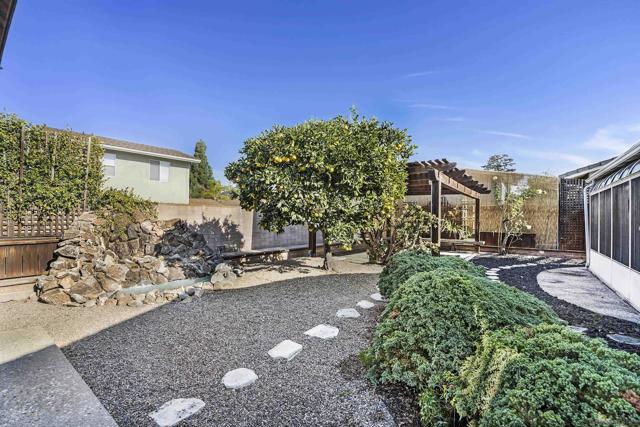 5852 Lomond Drive, San Diego CA: https://media.crmls.org/mediaz/0e96500f-08db-4f63-a794-2213e46b62d8.jpg