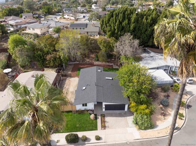 Image 42 of 48 For 5644 Bromley Way