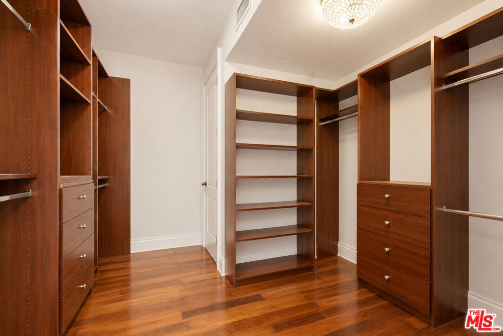 MLS #26865557 image #11