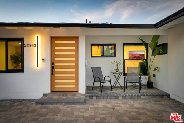 23343 Hartland Street photo 3