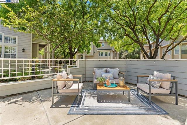 4640 Hampton Falls Place, San Jose CA: https://media.crmls.org/mediaz/0e993bff-e2a1-4f7b-8d43-f37cb3439fe7.jpg