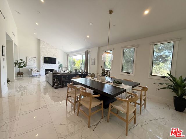 2205 Via La Brea, Palos Verdes Estates, California 90274, 4 Bedrooms Bedrooms, ,4 BathroomsBathrooms,Residential,For Sale,Via La Brea,25601627