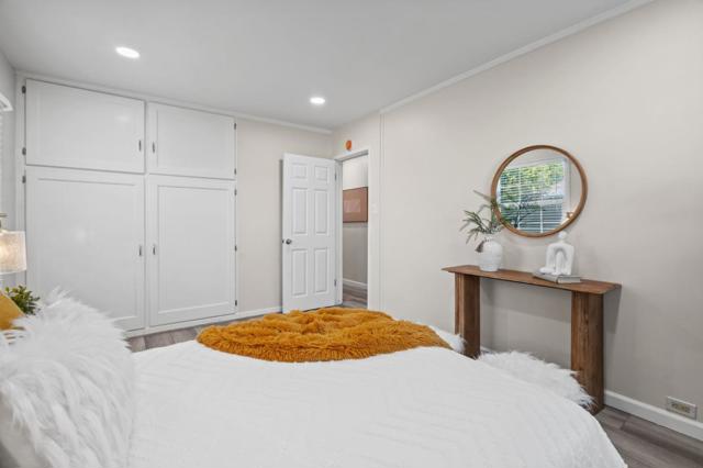 2289 Newhall Street, Santa Clara CA: https://media.crmls.org/mediaz/0e99bc53-f5f2-4b87-9e88-9c7bc4048762.jpg