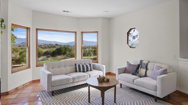 Detail Gallery Image 8 of 59 For 12494 Palos Tierra Rd, Valley Center,  CA 92082 - 4 Beds | 3 Baths