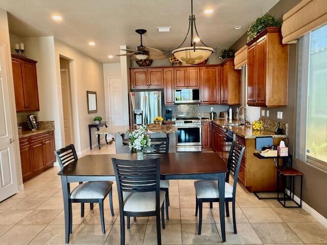 41459 Calle Pampas, Indio CA: https://media.crmls.org/mediaz/0e9a207a-22d0-4a67-abac-d820f32277bd.jpg