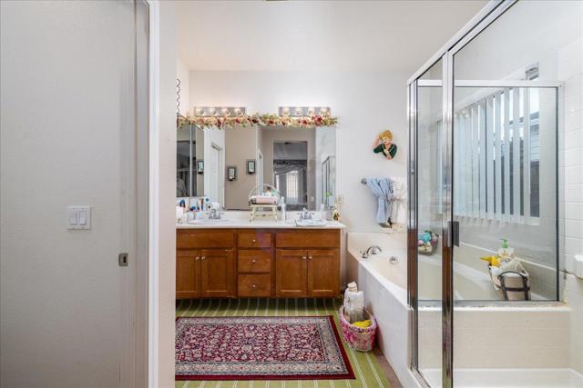Image 21 of 43 For 34280 Lupine Court