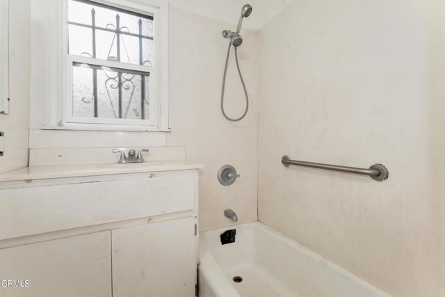 Detail Gallery Image 24 of 53 For 1615 S Adams St, Glendale,  CA 91205 - 4 Beds | 2 Baths