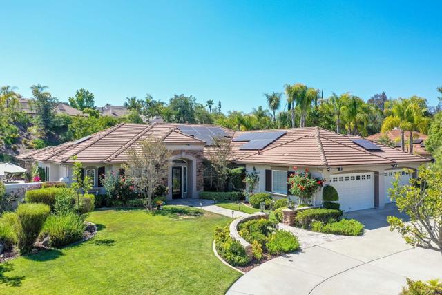 2209 Eucalyptus Ave, Escondido CA: https://media.crmls.org/mediaz/0e9b3017-fc21-46fd-88a1-4c14b49f0901.jpg