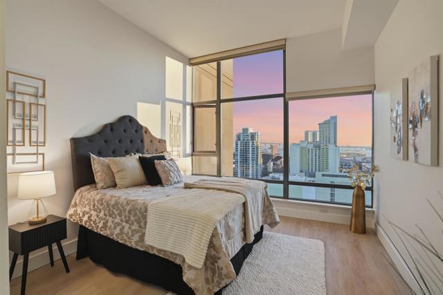 575 6th Ave, San Diego CA: https://media.crmls.org/mediaz/0e9c14fb-327a-4597-b4cf-883fd9002b11.jpg