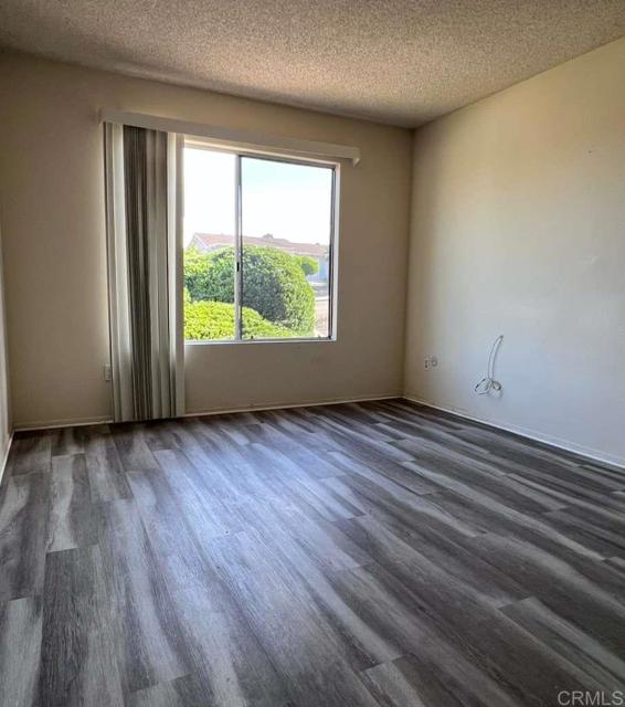 4734 Rim Rock Road, Oceanside CA: https://media.crmls.org/mediaz/0e9c1bd1-1a56-4c47-9515-e5c32cb8b46b.jpg