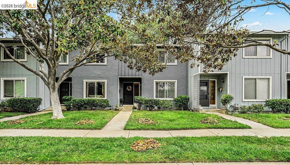 1454 Newhall Pkwy