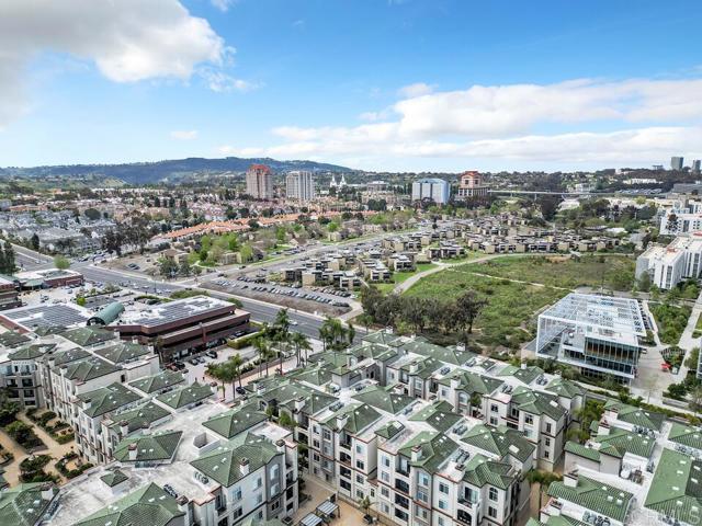 9253 Regents, La Jolla CA: https://media.crmls.org/mediaz/0e9ef53a-a86b-4e72-bcdd-29ded9f5093a.jpg