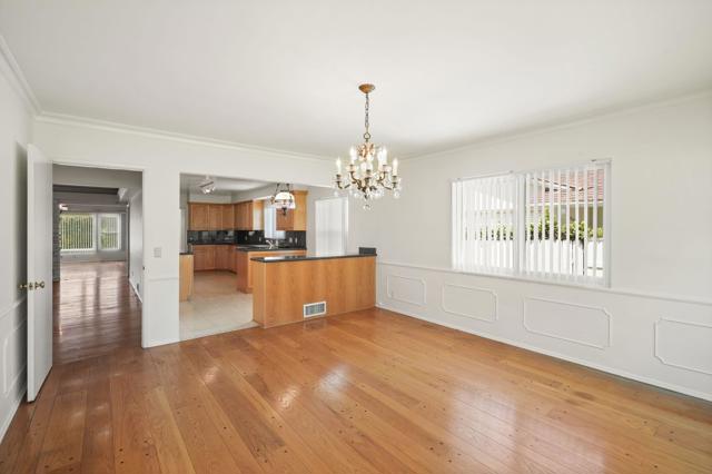 108 W Kenneth Road, Glendale CA: https://media.crmls.org/mediaz/0e9f2d1d-c22c-4283-a650-cb217df31976.jpg