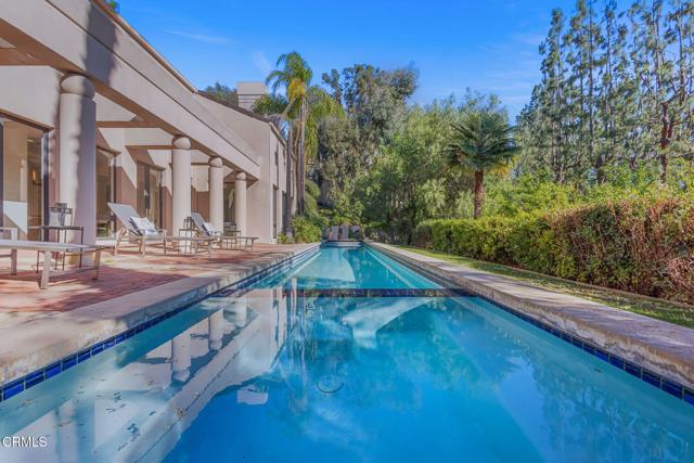 Detail Gallery Image 26 of 72 For 1265 Chateau Rd, Pasadena,  CA 91105 - 5 Beds | 5/2 Baths