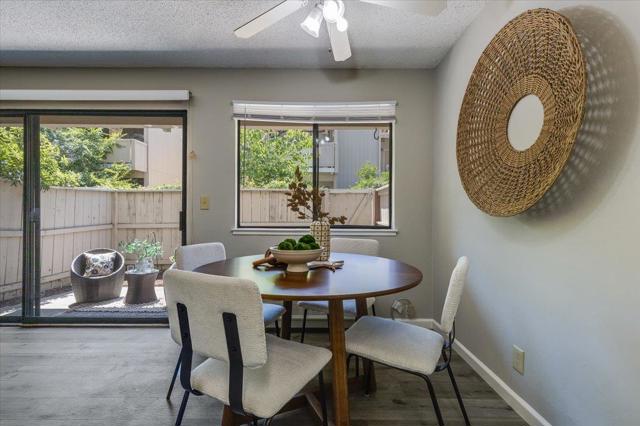 976 Kiely Boulevard, Santa Clara CA: https://media.crmls.org/mediaz/0e9fb5cf-b137-43ef-98de-479c254c2ddb.jpg