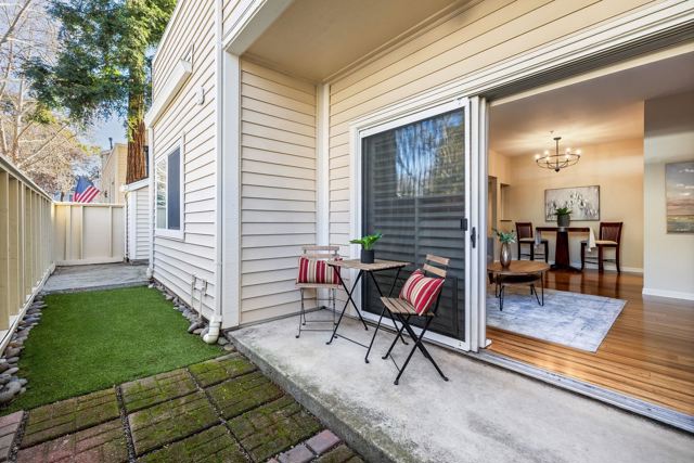 4520 Melody Dr, Concord CA: https://media.crmls.org/mediaz/0ea01ce8-7d4e-4e41-bbd4-42fab4ccb854.jpg