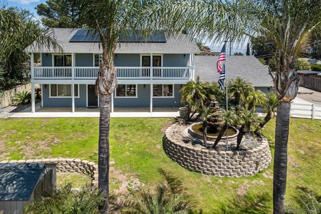 235 Loma Vista Pl, El Cajon CA: https://media.crmls.org/mediaz/0ea0287e-11a1-4e0d-bdc3-8145b4c21158.jpg