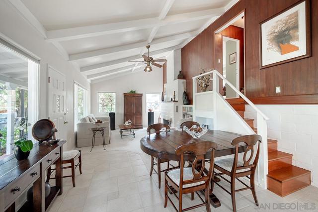 3750 Valley Vista Fork, Bonita CA: https://media.crmls.org/mediaz/0ea06e4e-2f78-417b-9f5d-292e2dfe05f0.jpg