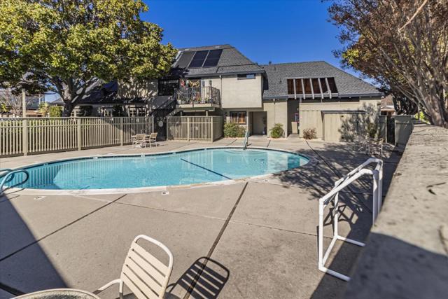 690 Persian Drive, Sunnyvale CA: https://media.crmls.org/mediaz/0ea18ed5-6369-4945-a123-7ec2256c7312.jpg