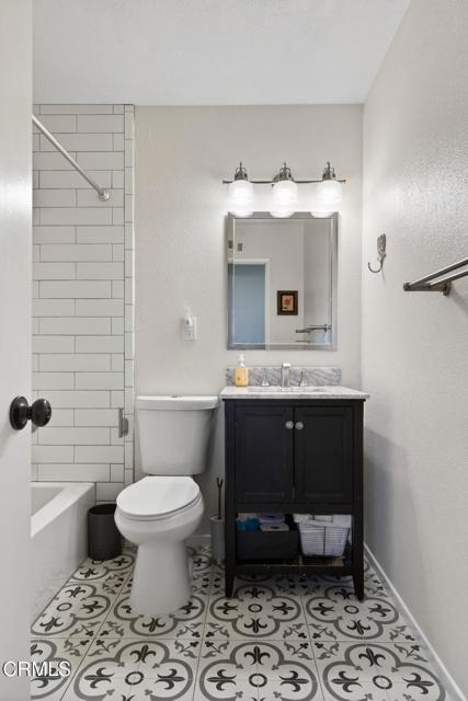 Detail Gallery Image 32 of 42 For 2206 Sanchez Dr, Camarillo,  CA 93010 - 3 Beds | 2 Baths