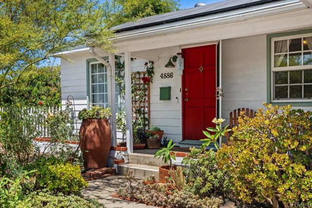 Detail Gallery Image 1 of 1 For 4886 Twain Avenue, San Diego,  CA 92120 - 3 Beds | 2 Baths
