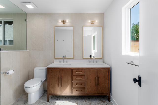 Detail Gallery Image 24 of 39 For 6653 Aranda Ave, La Jolla,  CA 92037 - 3 Beds | 2/1 Baths