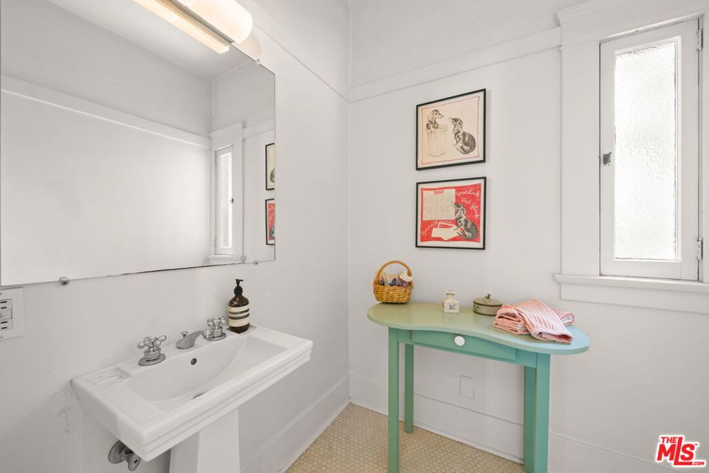 MLS #26840333 image #41