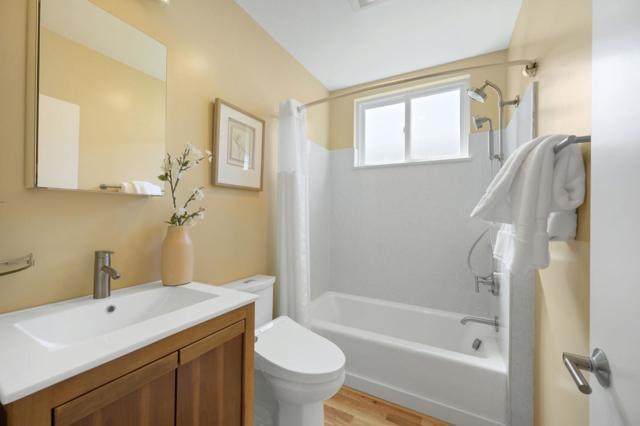 1848 Wagner Avenue, Mountain View CA: https://media.crmls.org/mediaz/0ea5758a-d1d6-441d-8fd5-b89a9e76b151.jpg