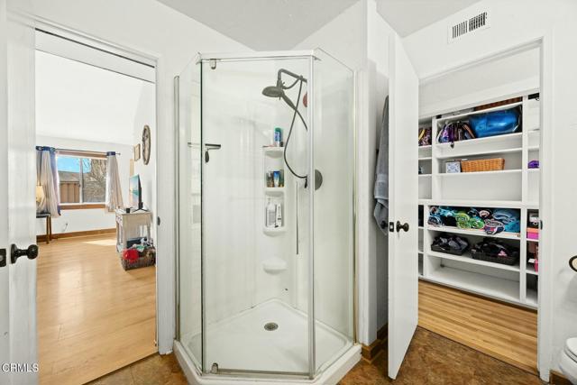16606 Shinedale Drive, Canyon Country CA: https://media.crmls.org/mediaz/0ea5c62a-3b5a-41b6-aa11-39c7ee178e24.jpg