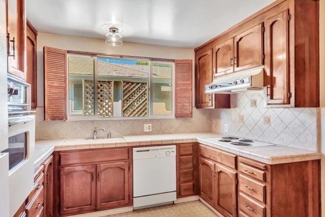 2444 Fernwood Avenue, San Jose CA: https://media.crmls.org/mediaz/0ea617a1-fe9f-4f0b-b517-b22dabcc61e0.jpg