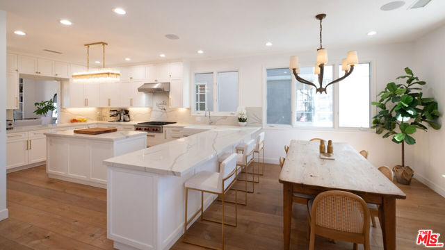 131 Roma Court photo 5