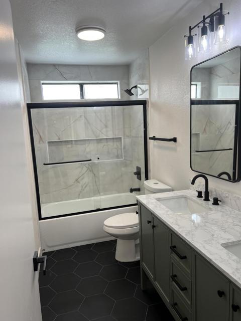 54621 Avenida Herrera, La Quinta CA: https://media.crmls.org/mediaz/0ea6e82d-66c1-4589-86c0-5b3a5eb24380.jpg