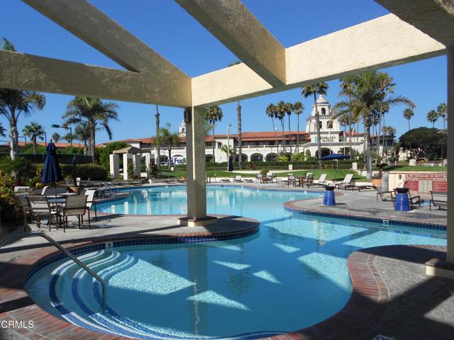 Detail Gallery Image 11 of 62 For 1943 San Tropez Cir, Oxnard,  CA 93035 - 2 Beds | 2 Baths