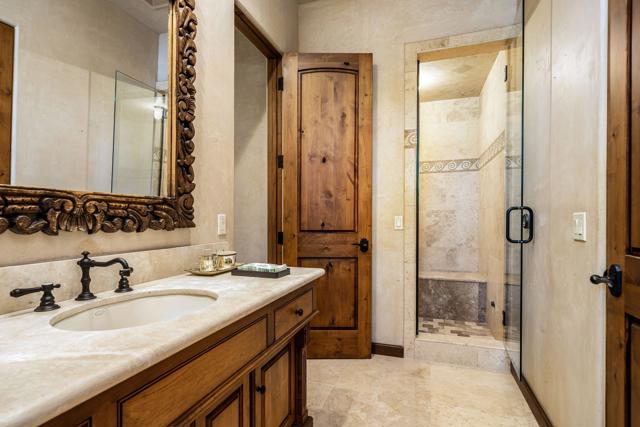 80780 Vista Bonita Trail, La Quinta CA: https://media.crmls.org/mediaz/0ea71b14-611b-466d-94a4-e94d4c1411cc.jpg