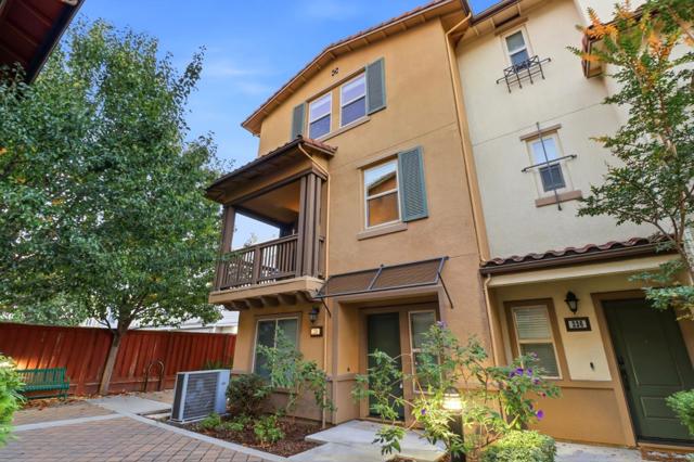 338 Santa Diana Terrace, Sunnyvale CA: https://media.crmls.org/mediaz/0ea8b57d-d1f4-45d7-956c-6d3c53fdf727.jpg