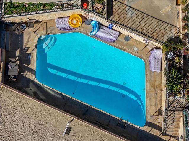 Detail Gallery Image 22 of 37 For 1235 Parker Pl 3j,  San Diego,  CA 92109 - 2 Beds | 2 Baths