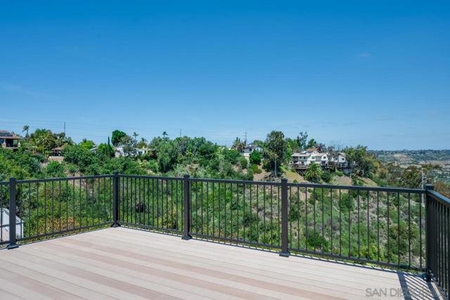 2936 Copley Ave, San Diego CA: https://media.crmls.org/mediaz/0ea96de1-c246-4c67-a28a-93bc6468af01.jpg