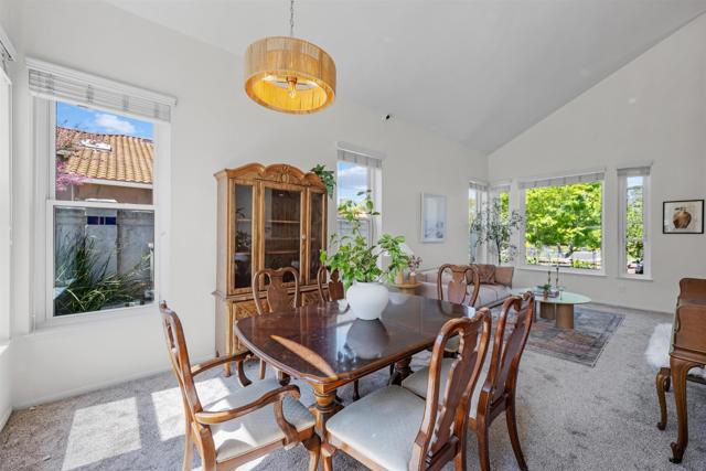 1205 Masterpiece Dr, Oceanside CA: https://media.crmls.org/mediaz/0ea98361-a0c6-4244-9b90-ad1f03a66f32.jpg