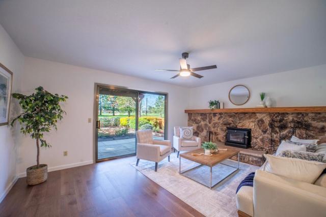 4652 Fairway Drive, Rohnert Park CA: https://media.crmls.org/mediaz/0eab3f26-4c1e-4b95-95f6-3d4fe0d9701b.jpg
