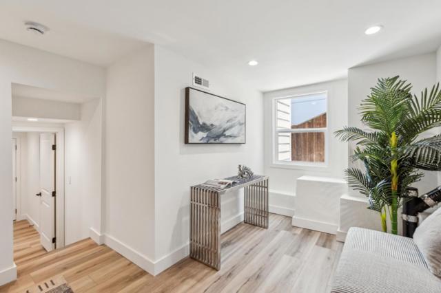 260 Curtis Street, San Francisco CA: https://media.crmls.org/mediaz/0eab7936-2c09-4f39-b2b0-1e2ff2c08c9f.jpg
