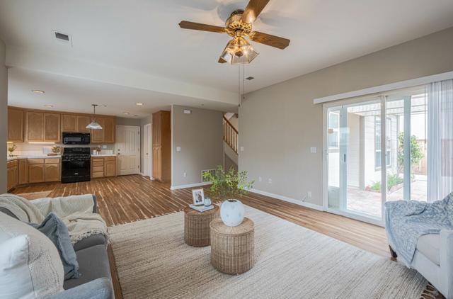 1016 Newington Street, Salinas CA: https://media.crmls.org/mediaz/0eabbe72-82d9-4b69-af99-b647e23881df.jpg