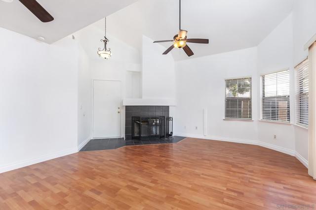 12039 Calle De Leon Drive, El Cajon CA: https://media.crmls.org/mediaz/0eacc8c3-d7a8-420d-9fb8-46cac3e052cf.jpg