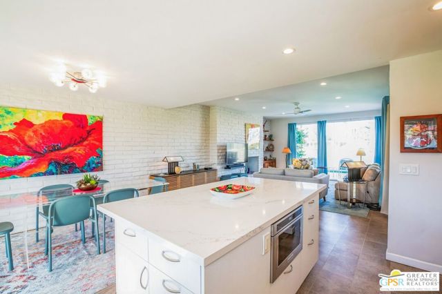 Image 11 of 33 For 75550 Calle Del Sur
