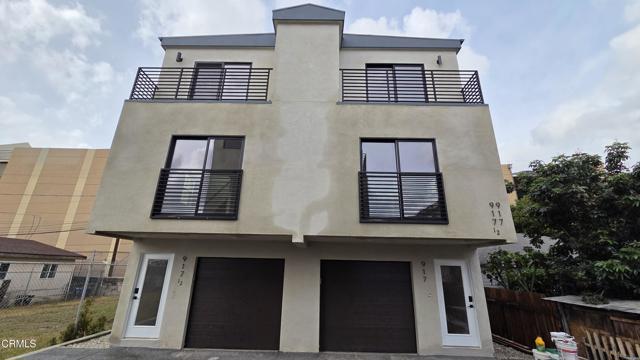 Detail Gallery Image 17 of 17 For 917 N Ridgewood Pl, Los Angeles,  CA 90038 - 3 Beds | 3 Baths