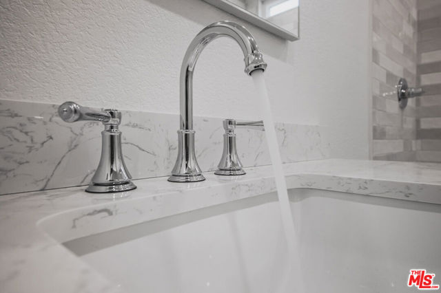 2593 Sunnydale Drive, Duarte CA: https://media.crmls.org/mediaz/0eaea34f-f948-4bc9-b700-860319e497bc.jpg