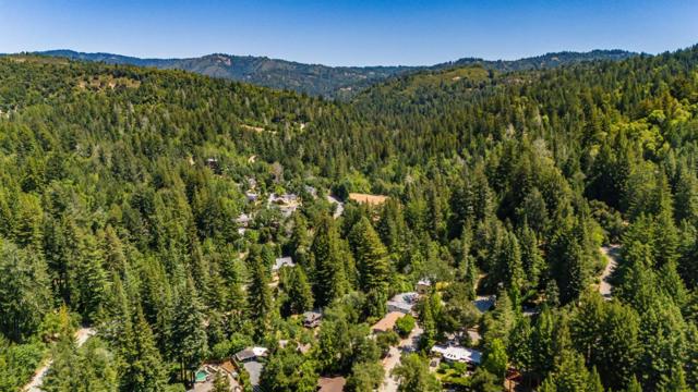 15971 Forest Hill Drive, Boulder Creek CA: https://media.crmls.org/mediaz/0eaeb283-454d-4cf9-979e-85afd2e7f78f.jpg