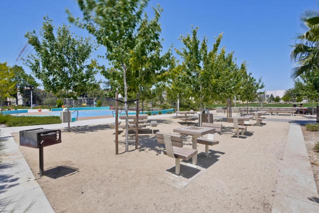 1151 La Rochelle Terrace, Sunnyvale CA: https://media.crmls.org/mediaz/0eaf539e-9ec9-49c5-9fe1-da08eae5255c.jpg