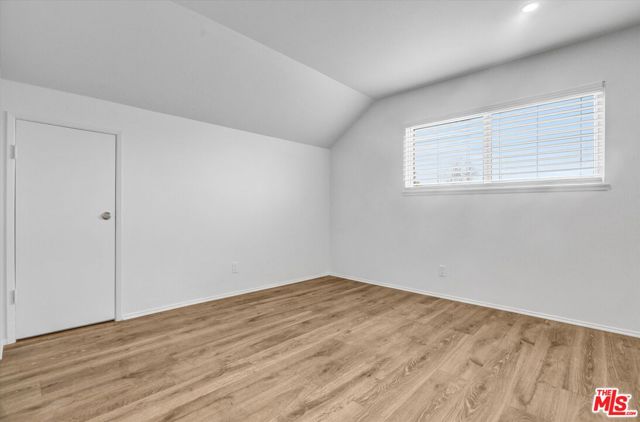 1753 Roman Avenue, Camarillo CA: https://media.crmls.org/mediaz/0eaf8e3b-1b10-4222-ac79-d1aa7fc23b58.jpg