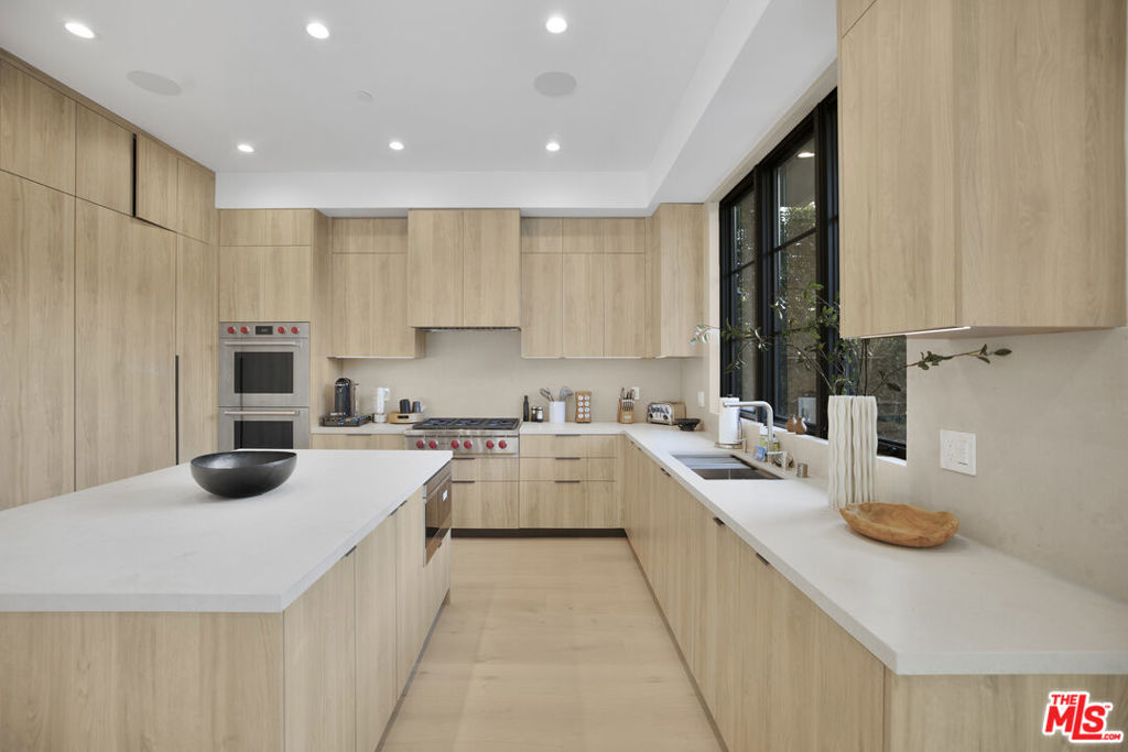 MLS #25619867 image #13