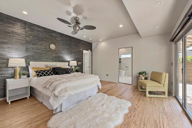 135 Lynton Avenue, San Carlos CA: https://media.crmls.org/mediaz/0eb1a123-1916-4cab-a44f-7fadafcac026.jpg